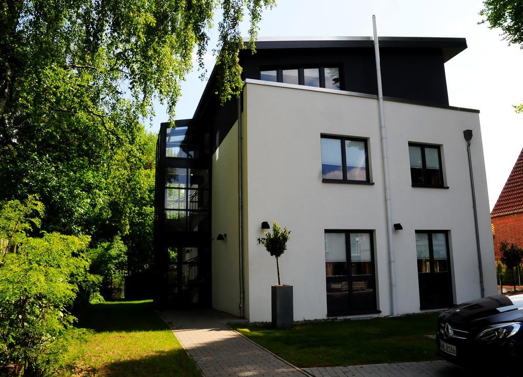 Hotel Blankenese Hamburg Bagian luar foto